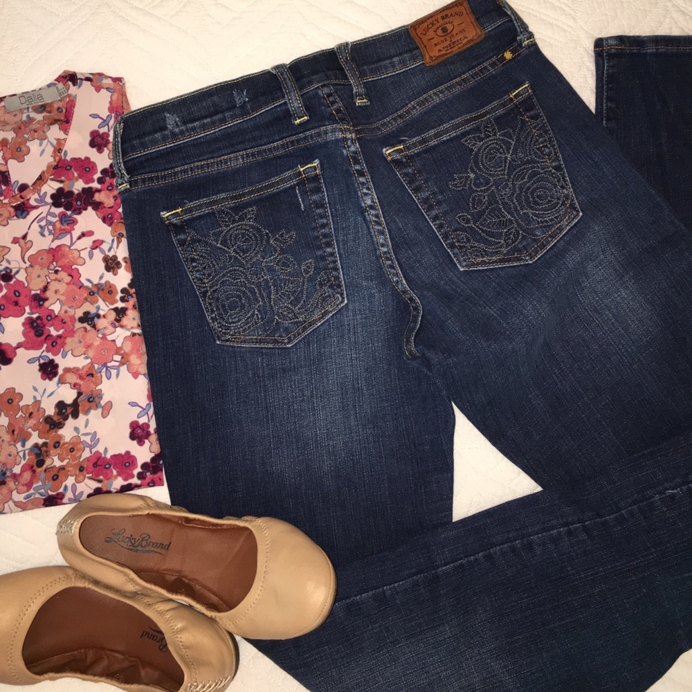 Sweet'N Straight Lucky Brand with Floral Pocket