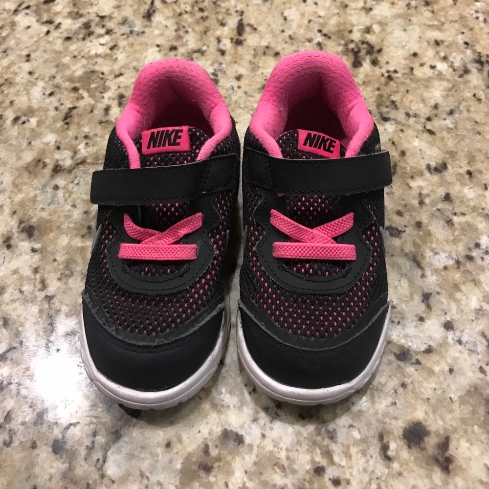 Little kids Nike running shoes