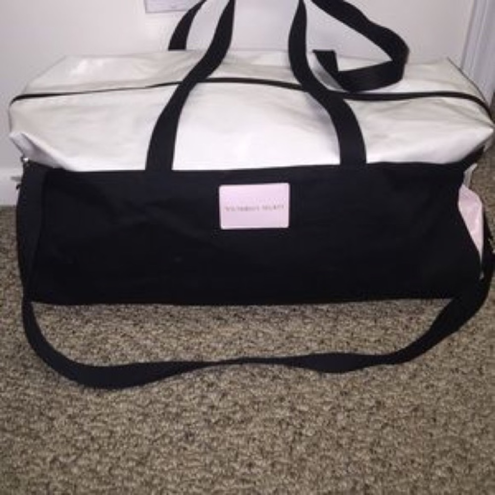 Authentic !! Vs duffle bag