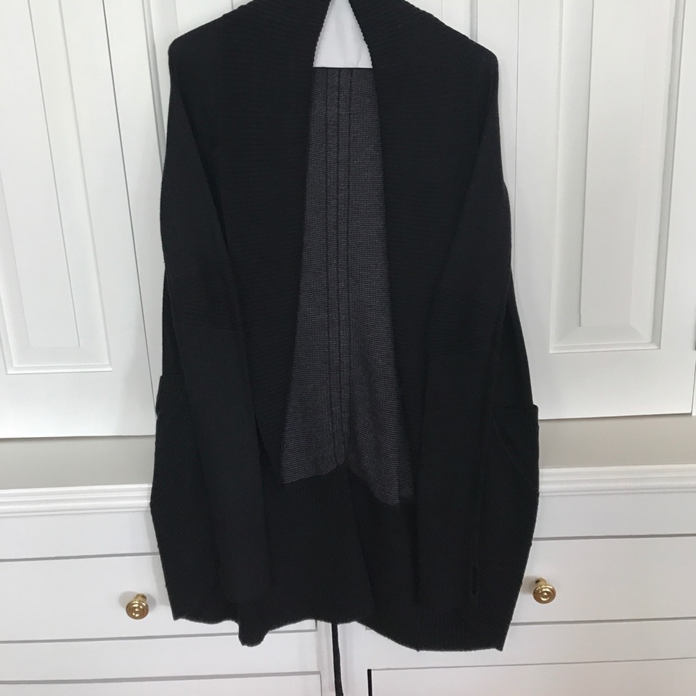 Lululemon studio-to-street sweater