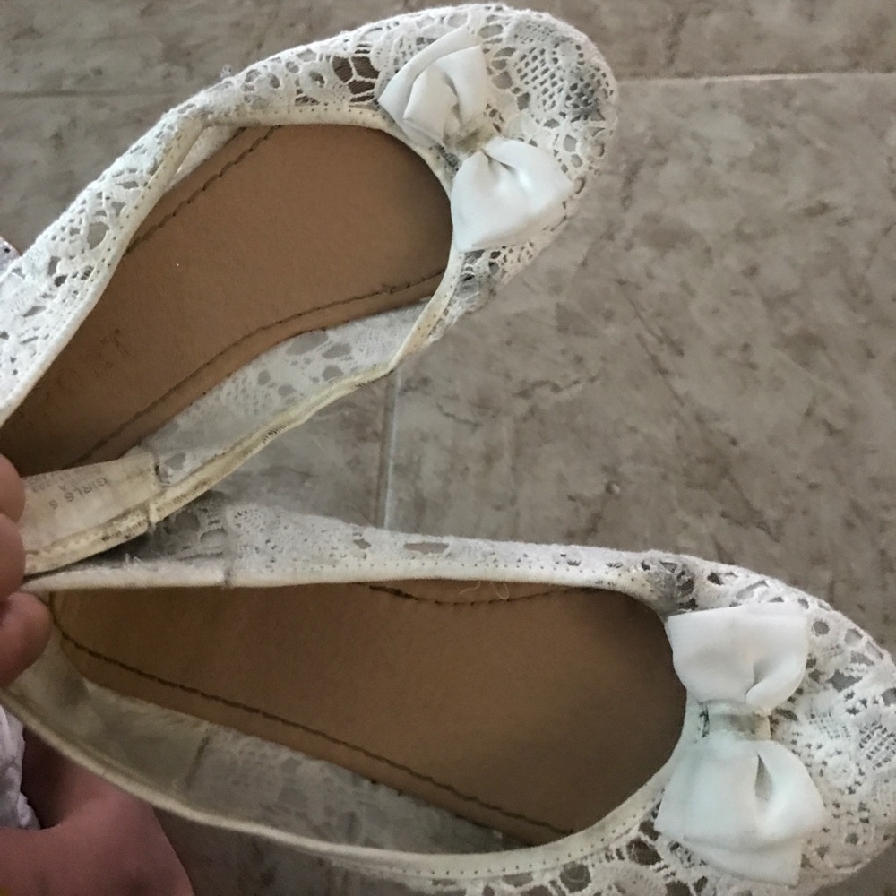 Shoes - Picture 2 of 2