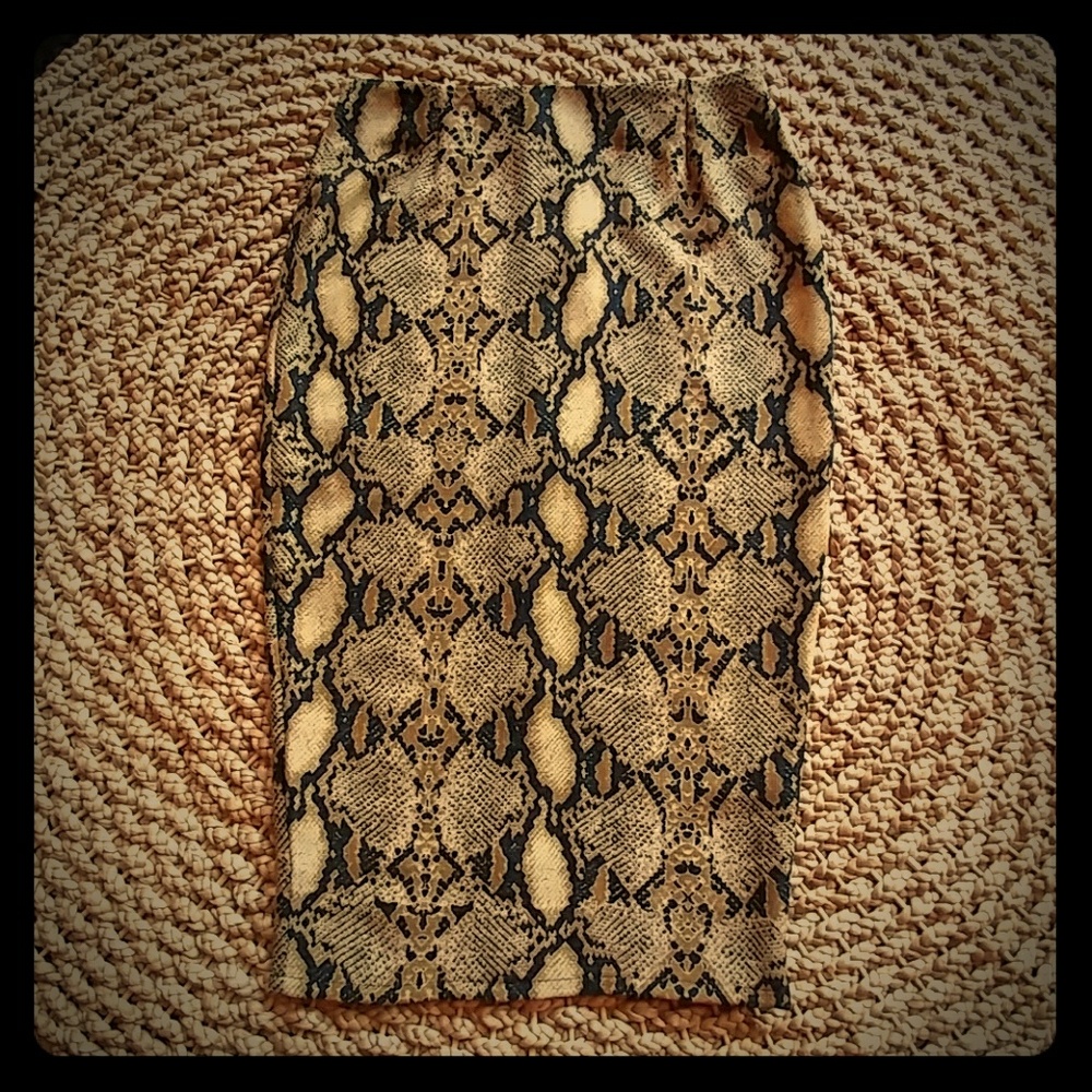 💚Python Print Pencil Skirt