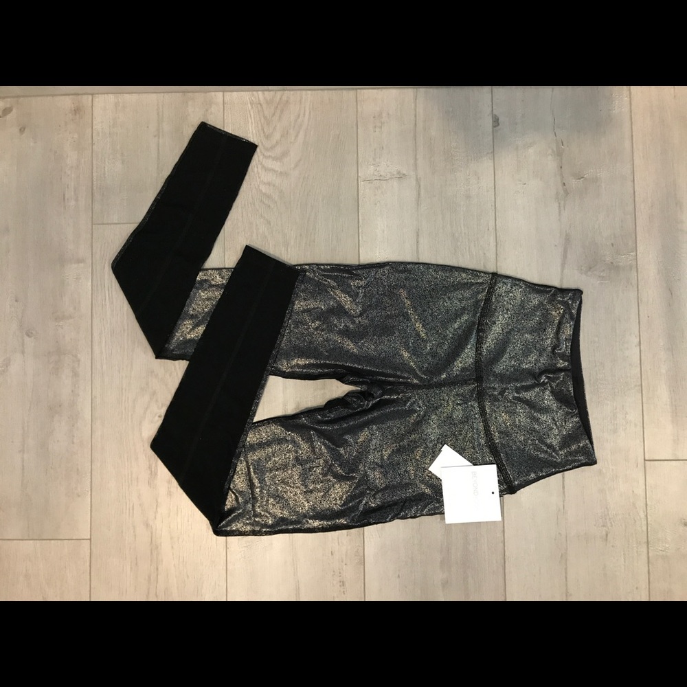 Beyond Yoga leggings NWT
