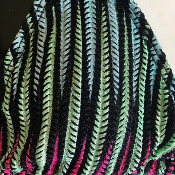 NWT Bikini Top - Picture 2 of 3