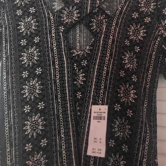 Dress - Picture 3 of 4