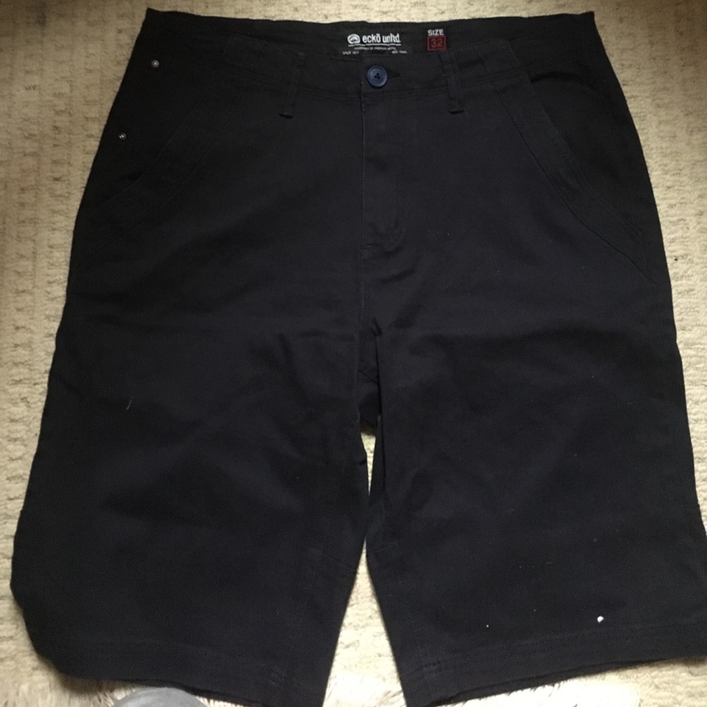 Ecko untld black shorts