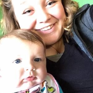 Meet your Posher, Kayla