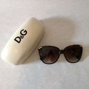 Dolce & Gabbana Wave Detail Sunglasses with Case