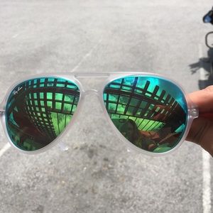 Ray-ban Sunglasses 😎 Perfect condition!