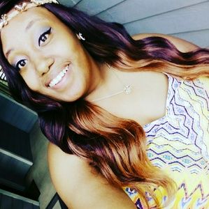 Meet your Posher, Monica