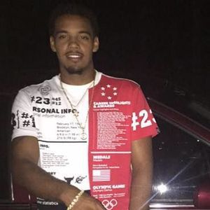 Meet your Posher, Eliot