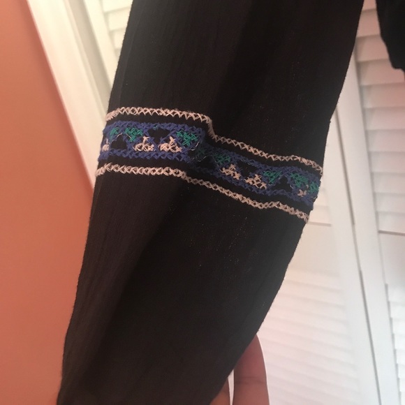 Top - Picture 4 of 4