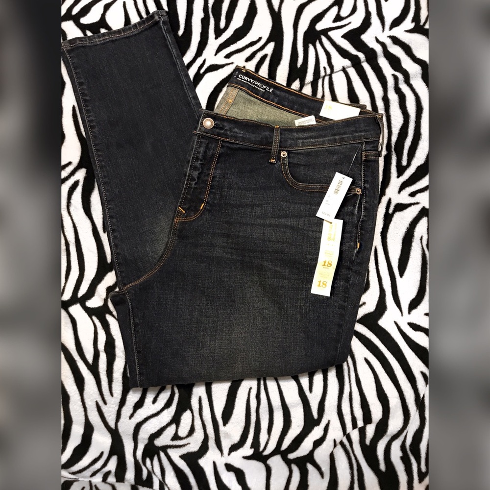 Old Navy mid-rise curvy skinny jeans