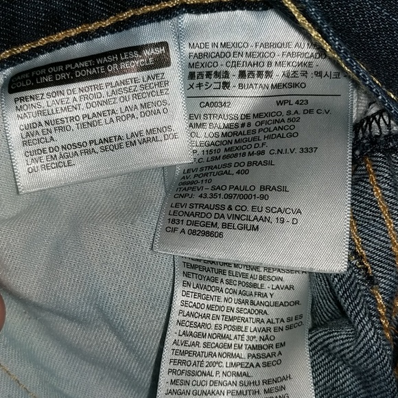 Levi's - Picture 4 of 5