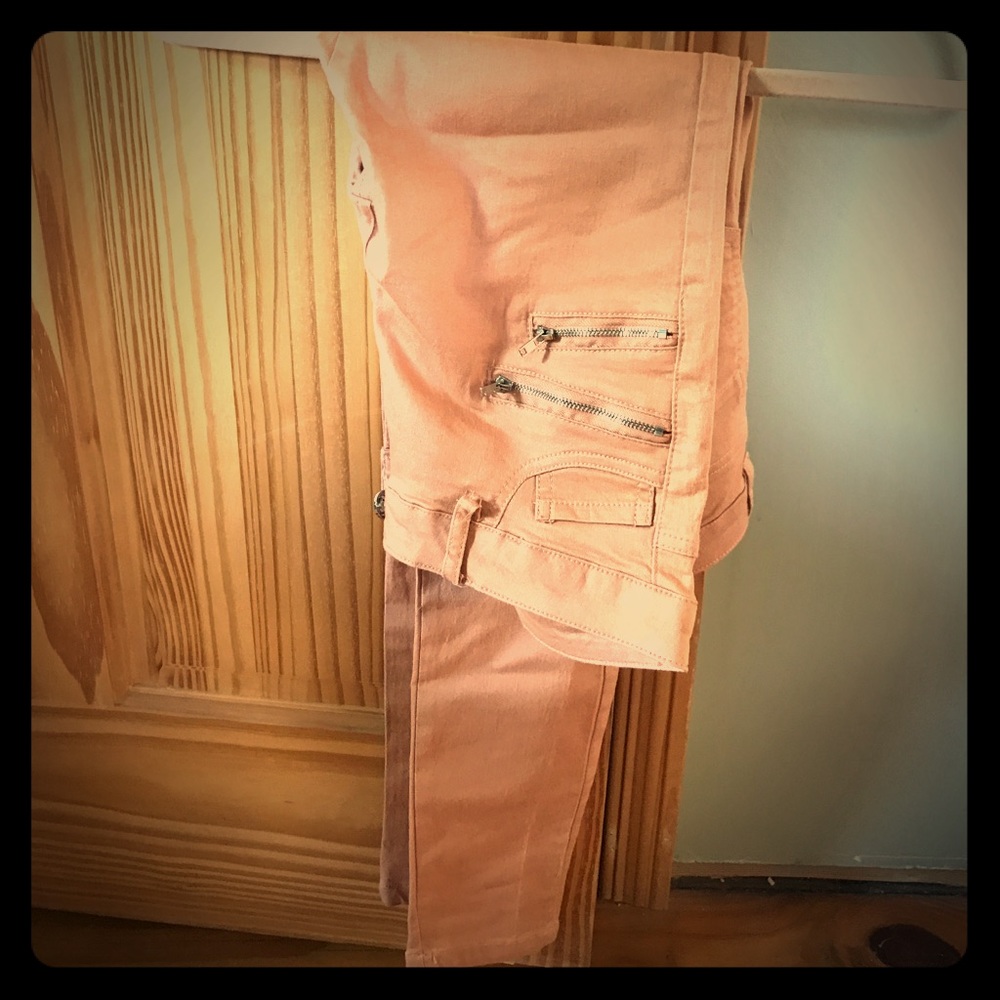 Salmon colored pants