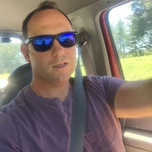 Meet your Posher, Eric