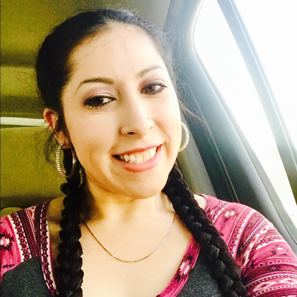 Meet your Posher, Christina