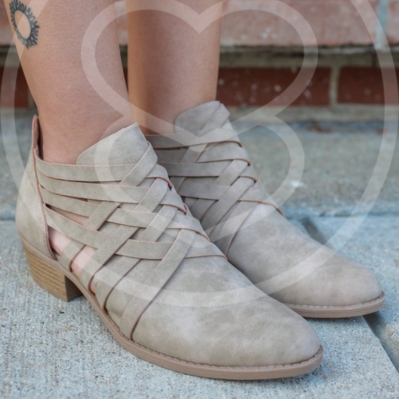 🚨LAST🚨 KEELY Go-To Bootie - Picture 4 of 8