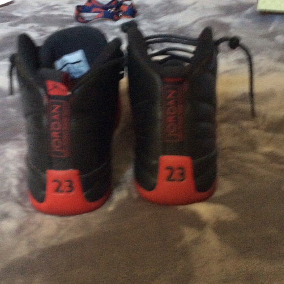 Jordan 12 flu games - Picture 4 of 5