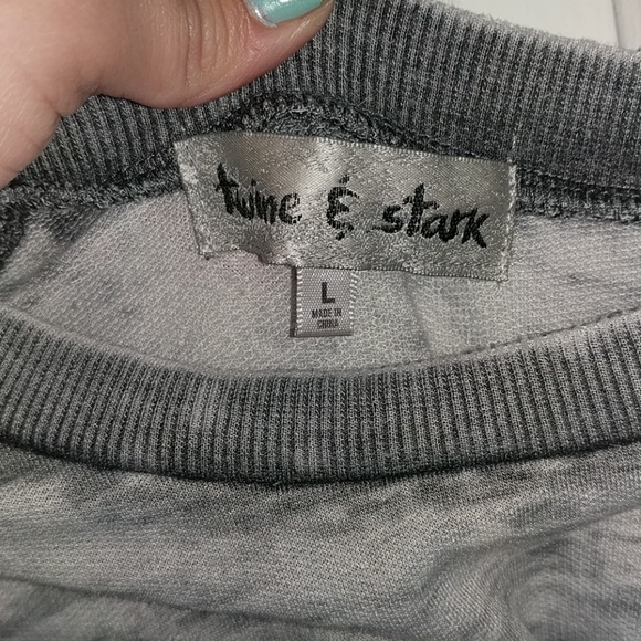 Light weight sweatshirt - Picture 3 of 6