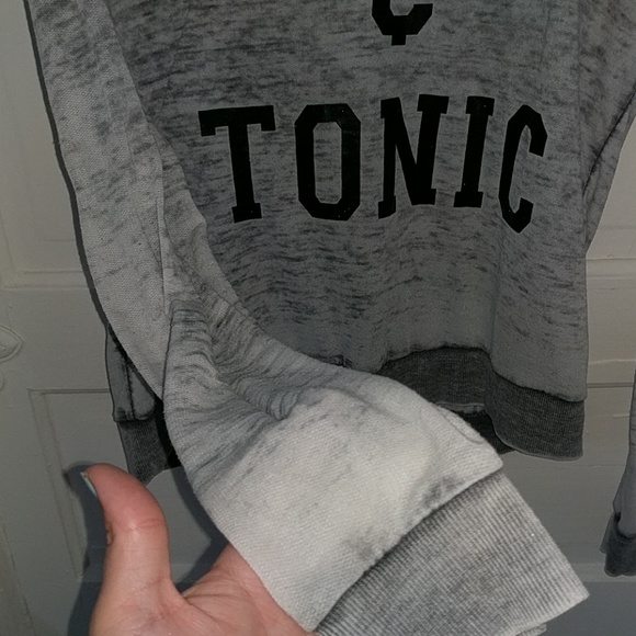 Light weight sweatshirt - Picture 4 of 6