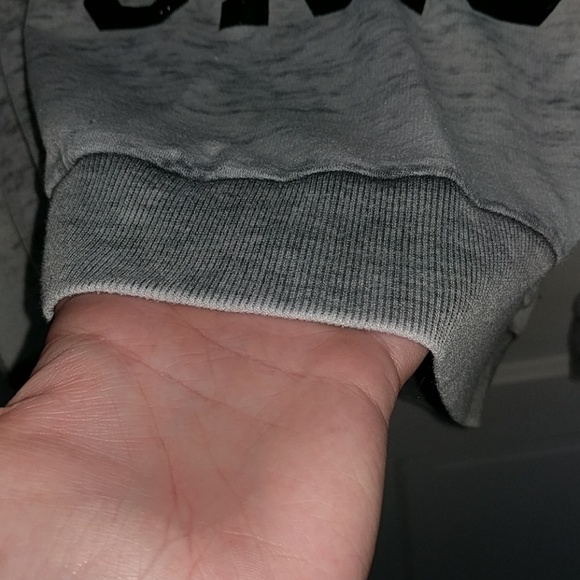 Light weight sweatshirt - Picture 5 of 6