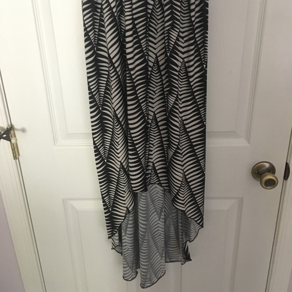 DRESS - Picture 3 of 5