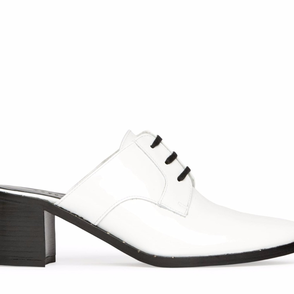 Freda Salvador Wander Mule