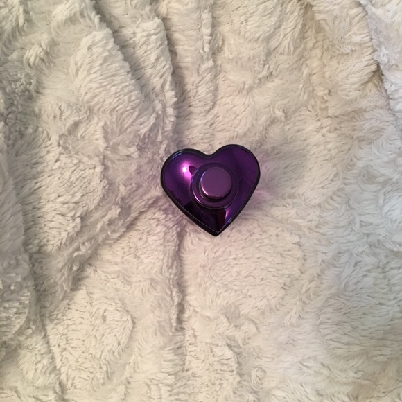 Justin Bieber girlfriend perfume - Picture 4 of 6