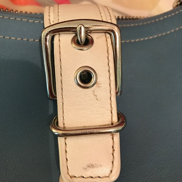 Small Blue Coach Shoulder Bag - Picture 4 of 8