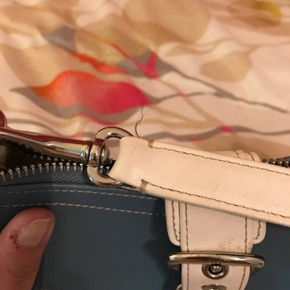 Small Blue Coach Shoulder Bag - Picture 5 of 8