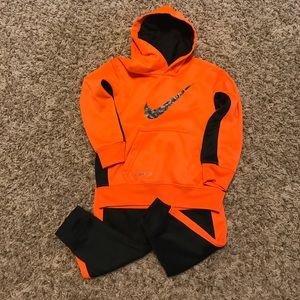 Nike Therma-Fit Warmup Suit