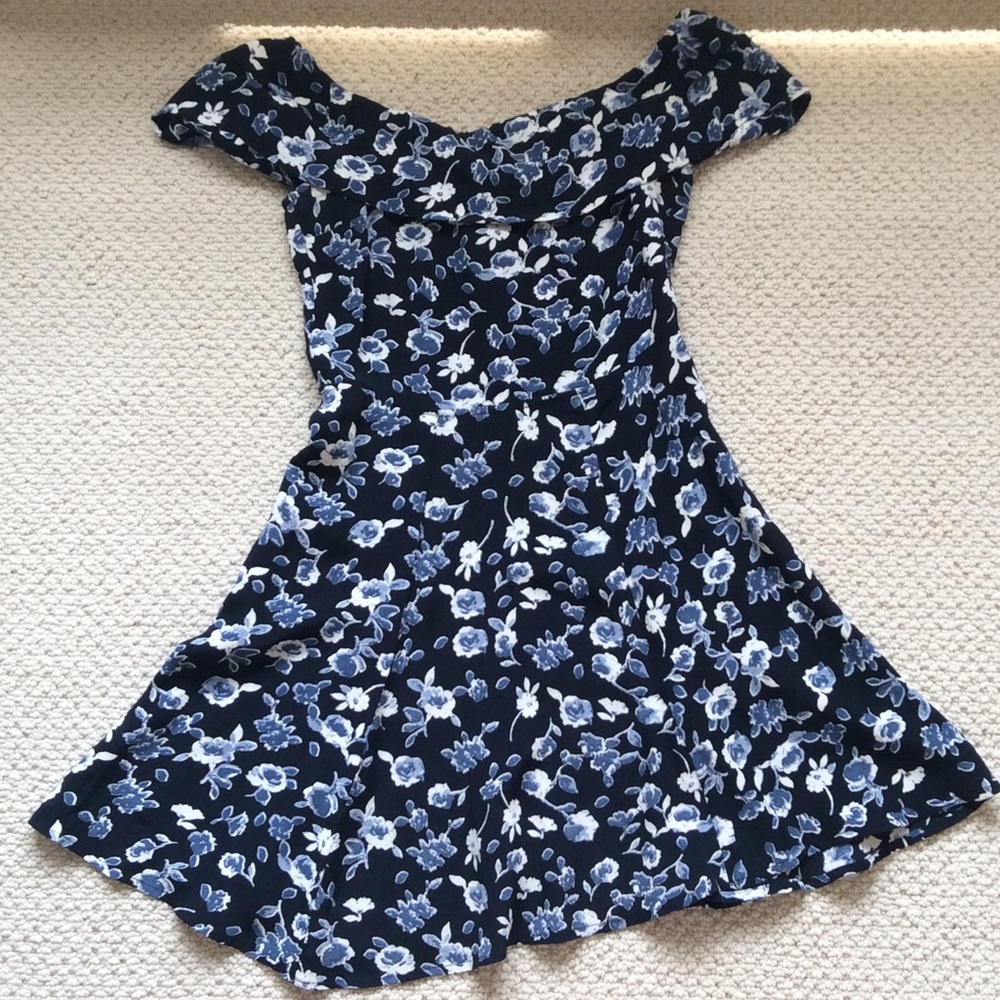 Little flower dress... REFOMATION