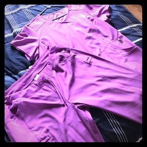 Cherokee infinity scrub set! NWOT!