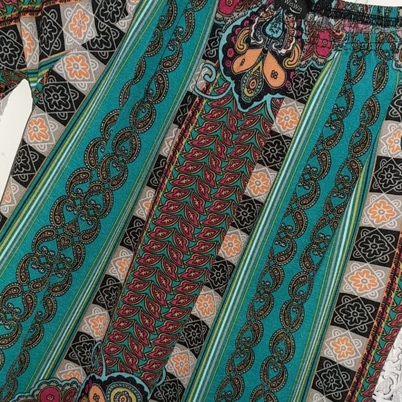 Super cute mutlicolor tunic - Picture 4 of 5