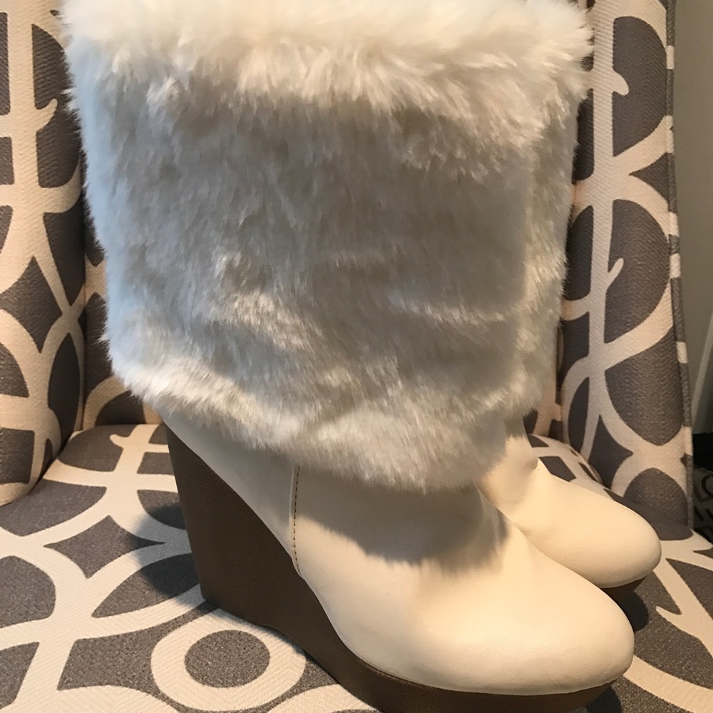 Furry, Jennifer Lopez Boots