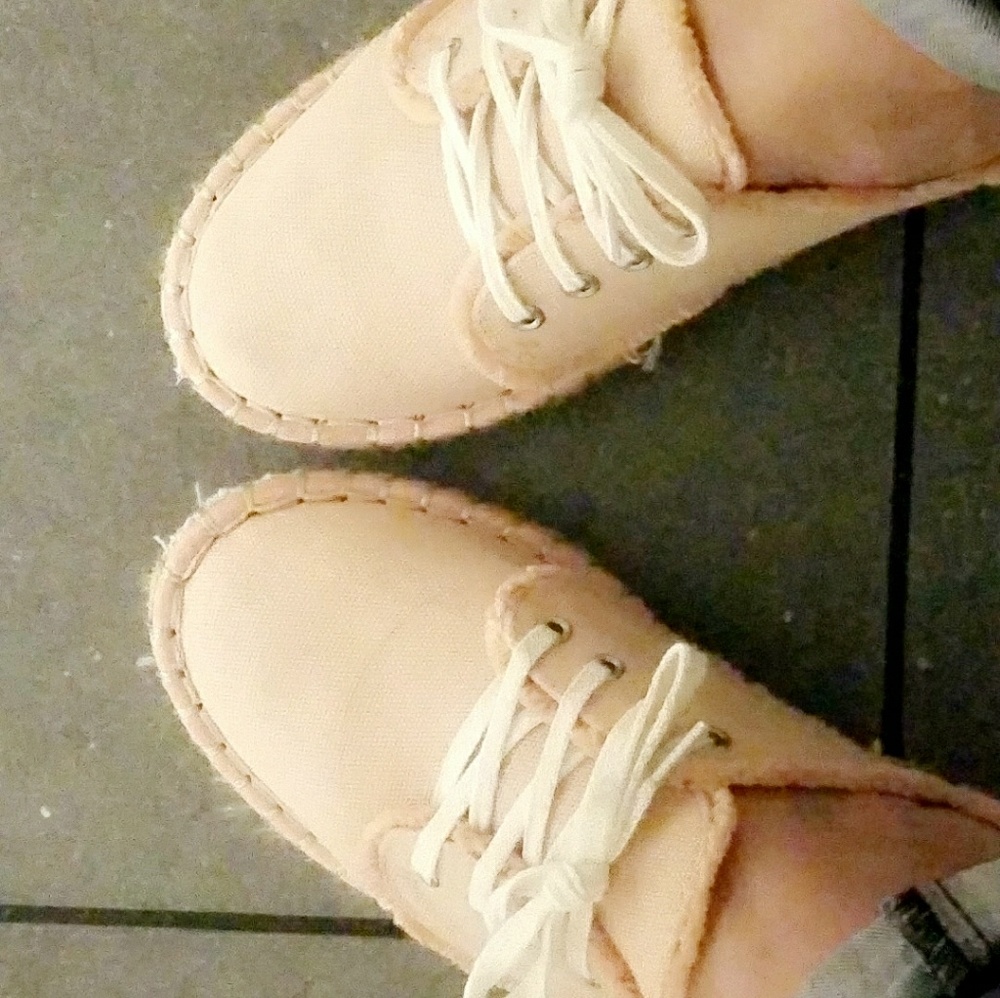 DV ROXIE Platform sneakers sz 7