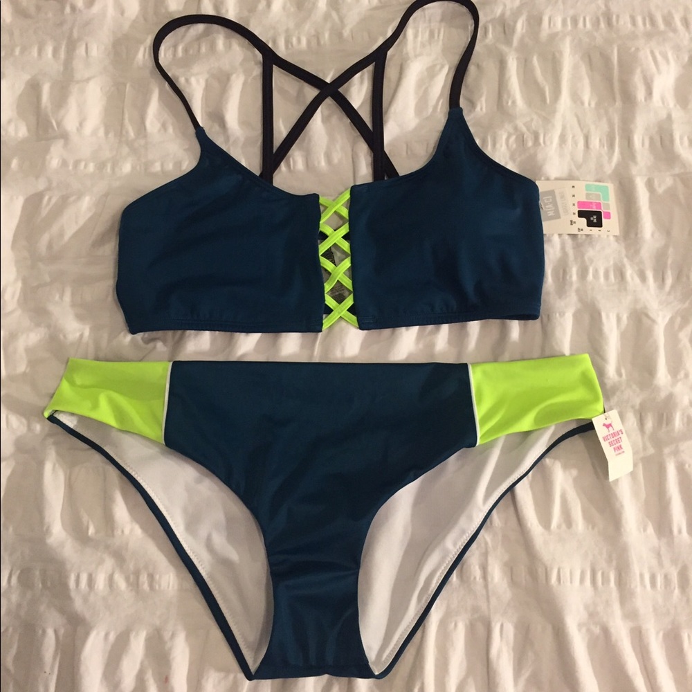 NWT Victoria's Secret swim bikini. M/L