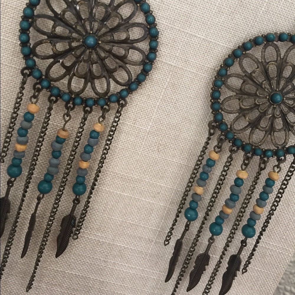 Earring - Picture 2 of 4