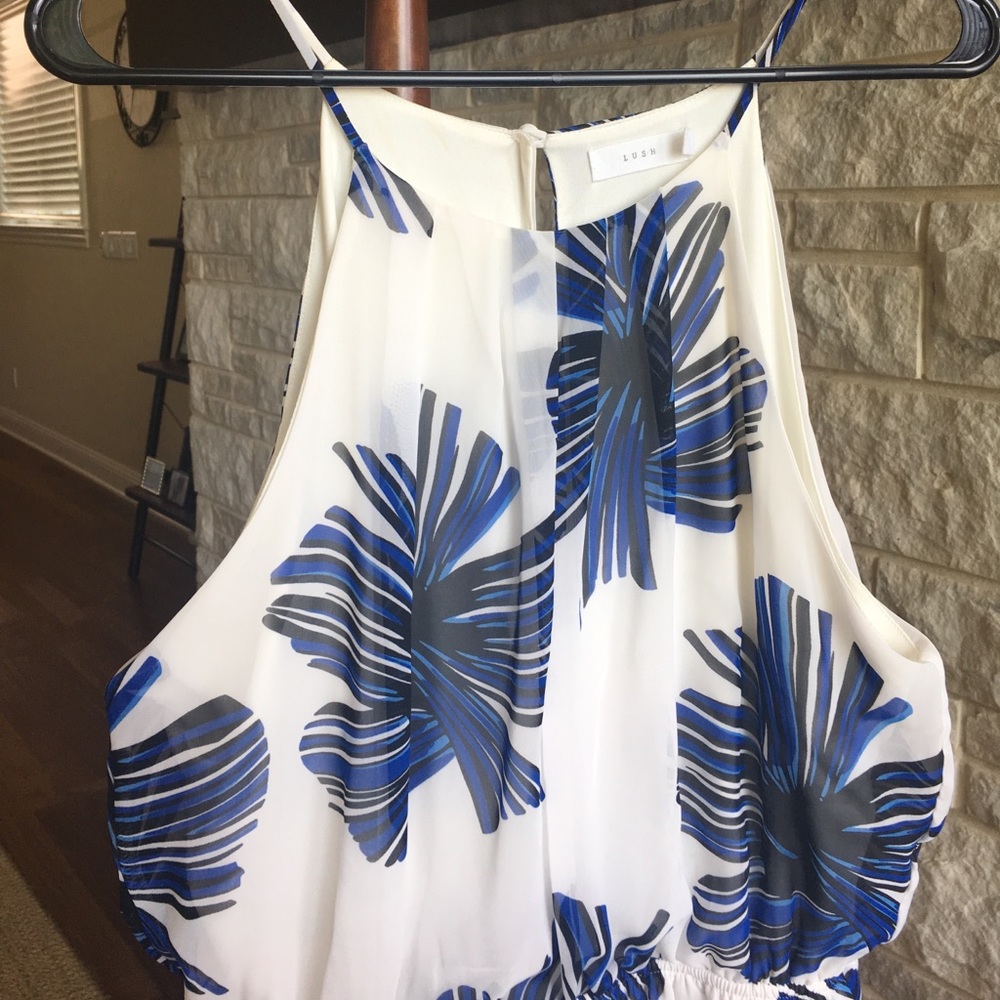 Lush Romper - Picture 4 of 5