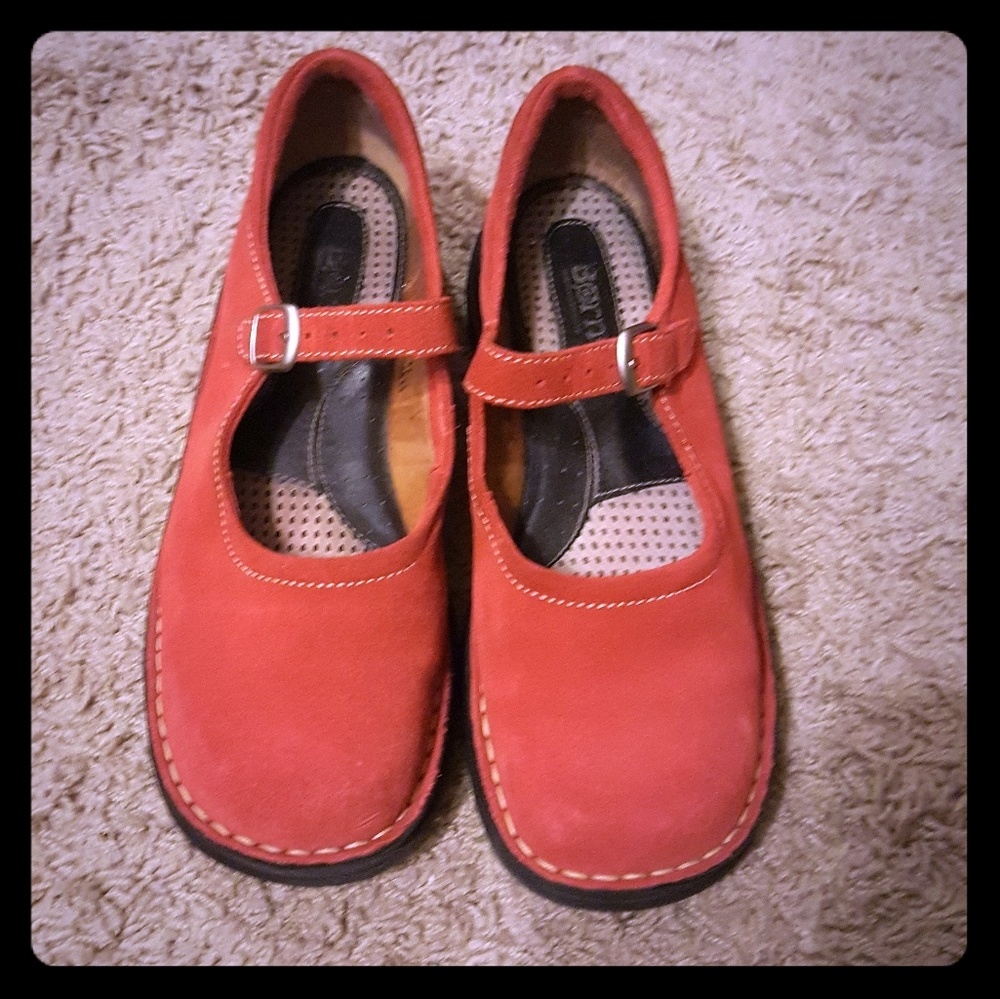 Red Born Mary Jane's