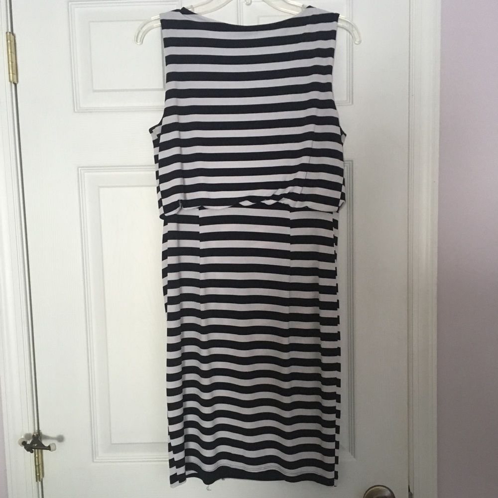 BLACK AND WHITE DRESS - Picture 4 of 5