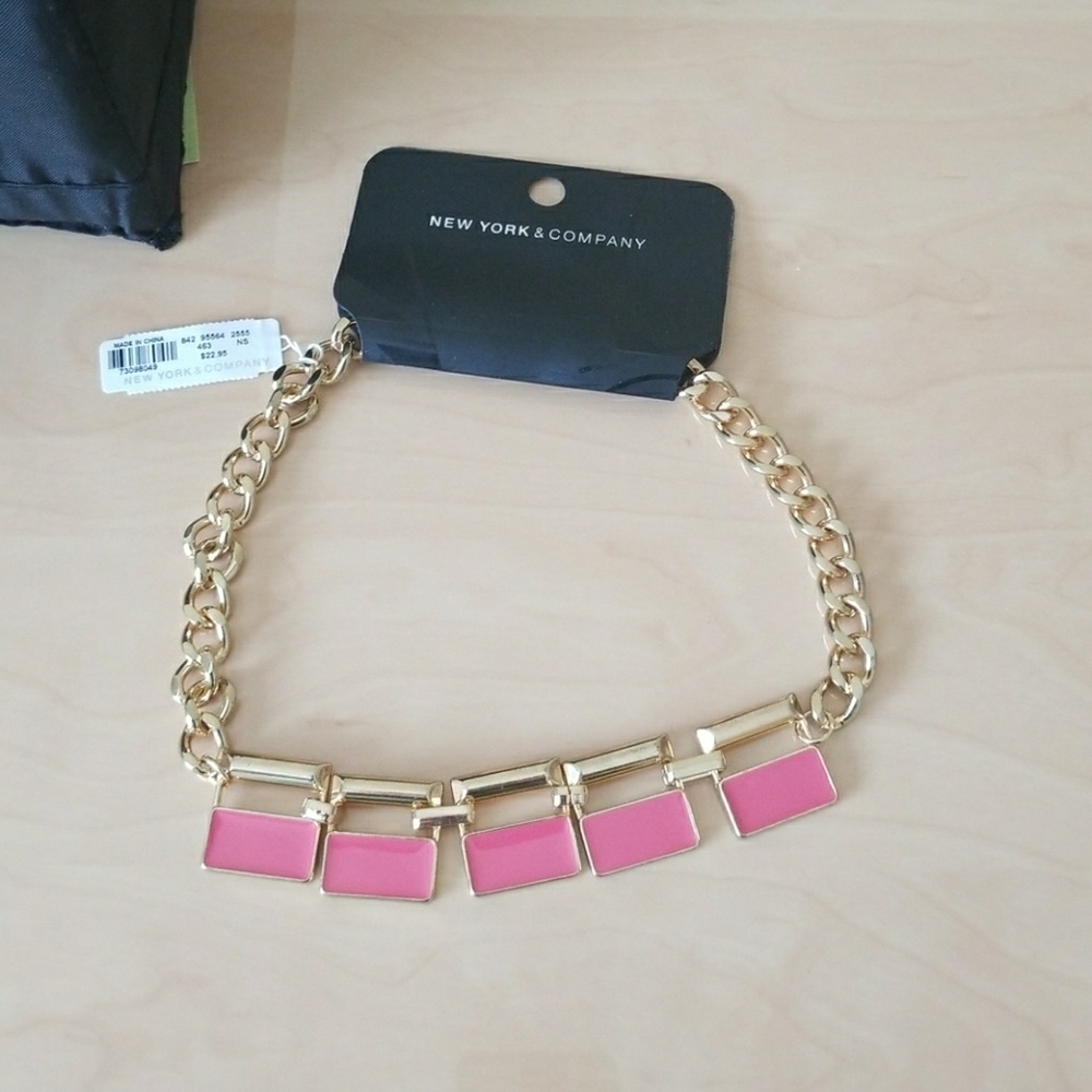 Neckles