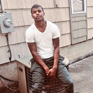 Meet your Posher, Terrence