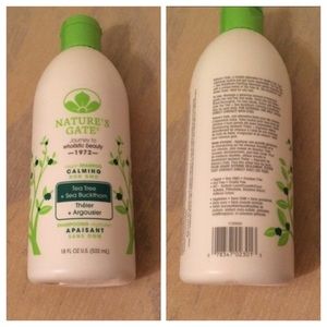 Natures Gate vegan tea tree calming shampoo