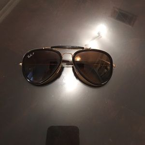 Polarized Ray-ban aviator worn twice