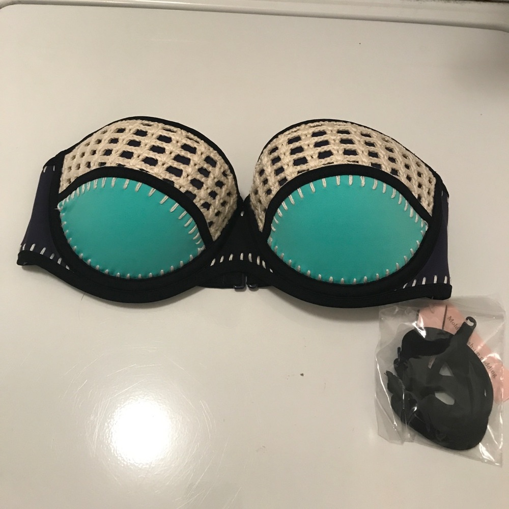 Victoria's Secret flirt bandeau bikini top