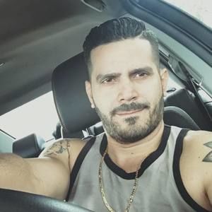 Meet your Posher, Pablo