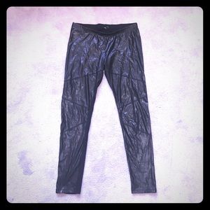 Last chance ❤️Pleather leggings