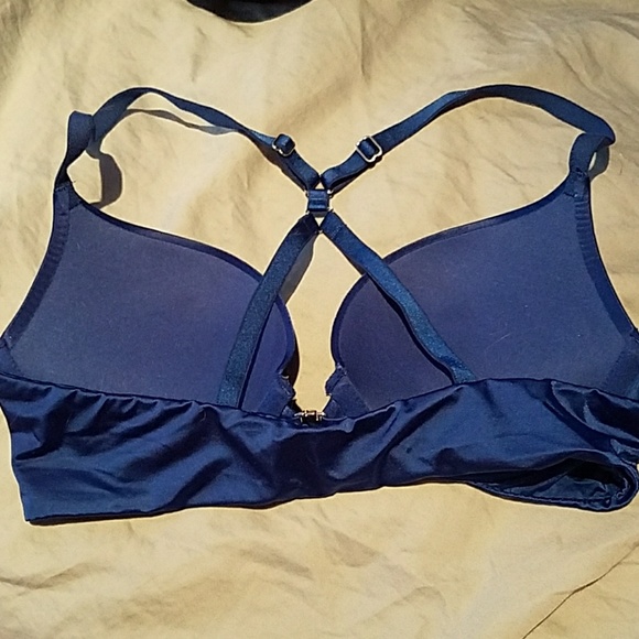 Very sexy push up front closure 32b - Picture 2 of 3